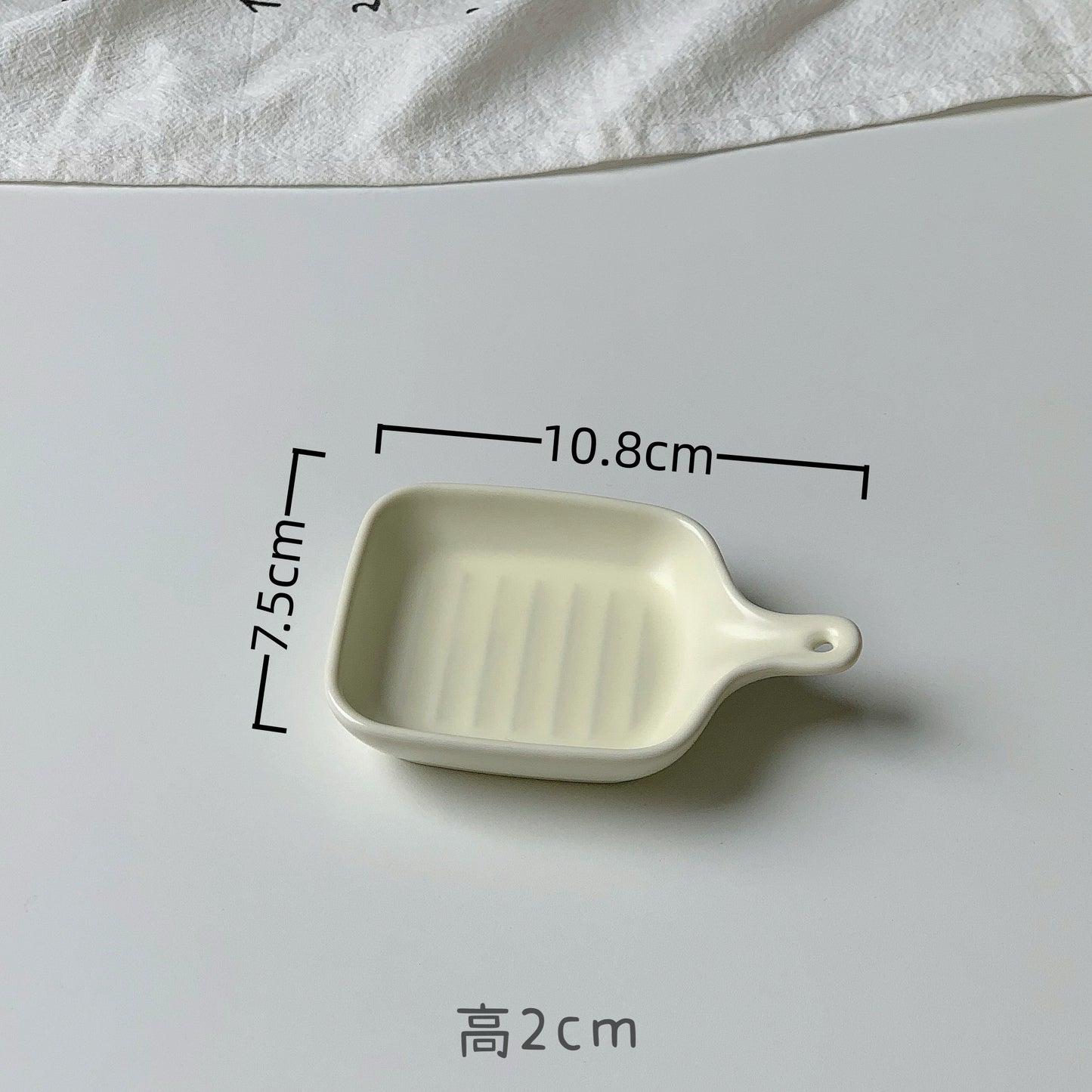 倉鼠陶瓷食盆 倉鼠碗 倉鼠陶瓷碗 倉鼠水盆 小寵食盆 倉鼠飼料碗 手柄陶瓷碗 倉鼠水盆